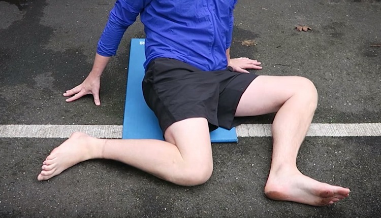 How to Stretch the Sartorius Muscle